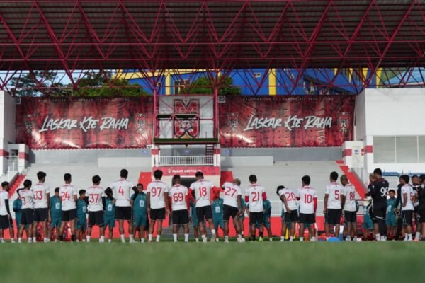 Panpel Mengeluarkan Larangan Penggunaan Atribut oleh Pendukung Persib di GKR