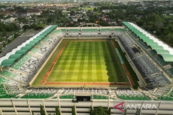 Sultan HB X Resmikan Home Base PSIM di Stadion Maguwoharjo