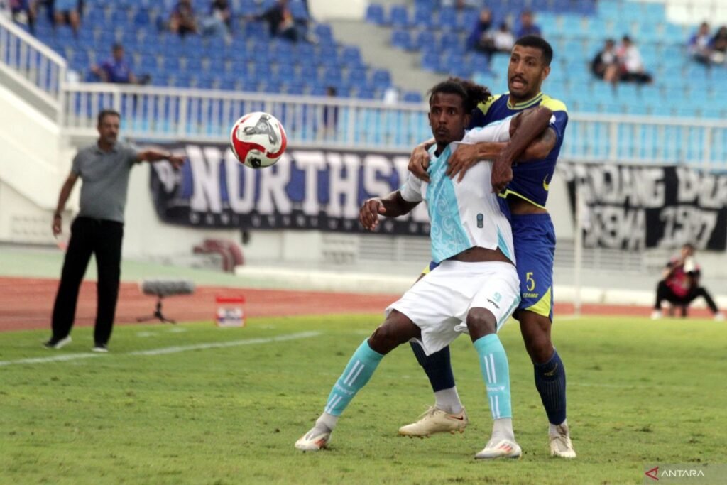 Pelatih Arema Apresiasi Kinerja Keras Pemain Usai Kemenangan atas PSBS Biak