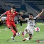 Persija Pertahankan Rekor Kemenangan dengan Kalahkan Persik 3-1