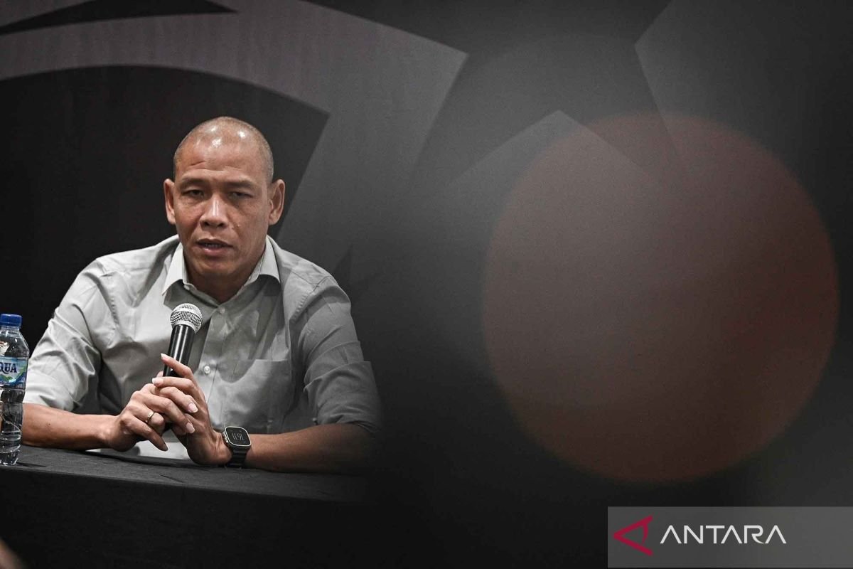 Nova Arianto: Visi Mulia dalam Mengasuh Timnas U-20